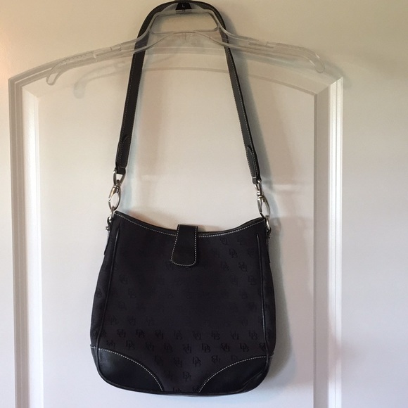 Dooney & Bourke Handbags - Dooney and Bourke Purse